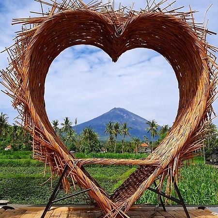 Villa Uhaina Амед Экстерьер фото